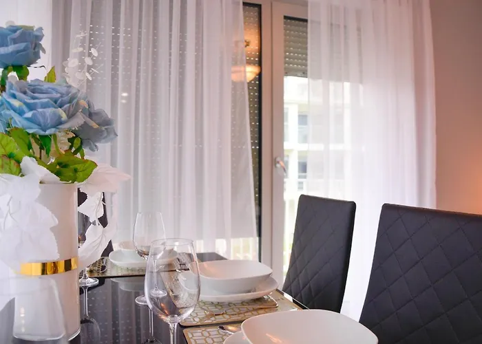 Na Wyspie - Albus & Rubus - Parking Świnoujście